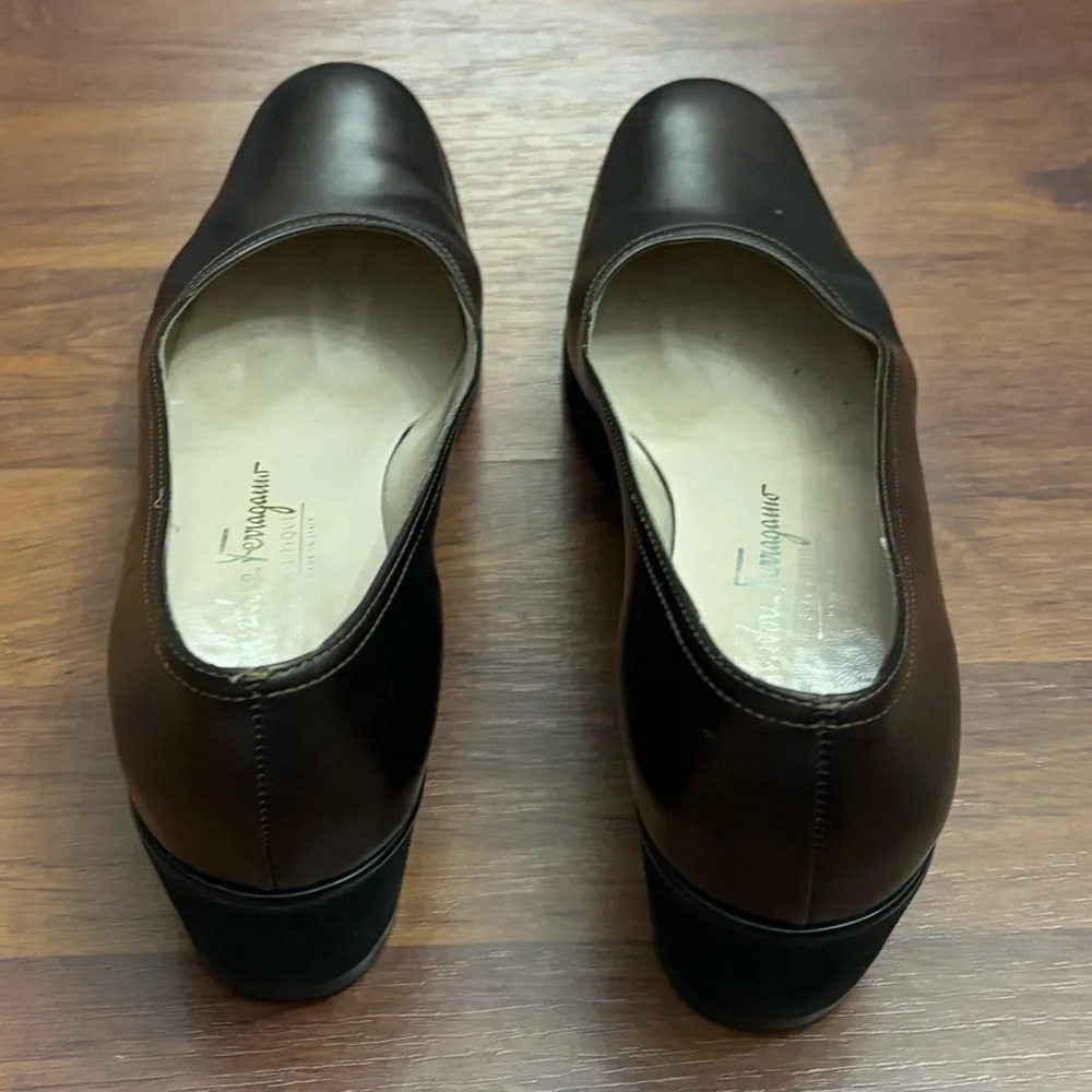 Salvador Ferragamo Bronze Leather Wedges Slip On Heels Size 7.5 - Picture 6 of 12